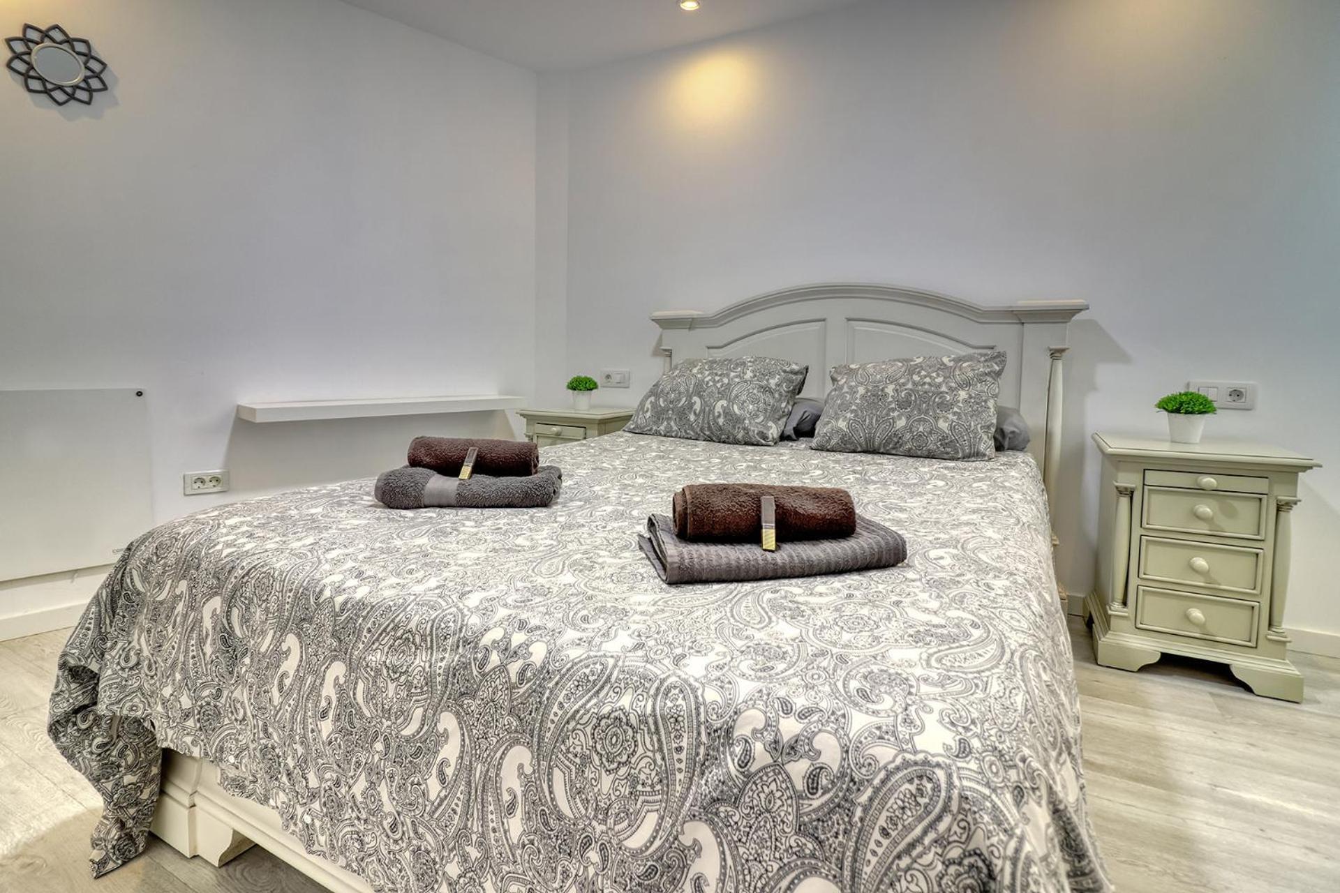 Central Modern Apartment With Private Parking & Ocean View & Coffee Corner Icod de los Vinos Kültér fotó